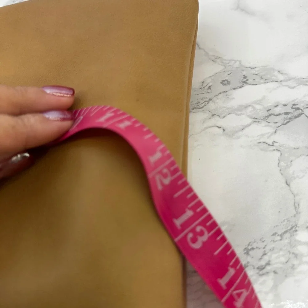 Fawn Design Wristlet Tan Brown‎ Zippered Pouch Bag Travel Diaper Change Pad